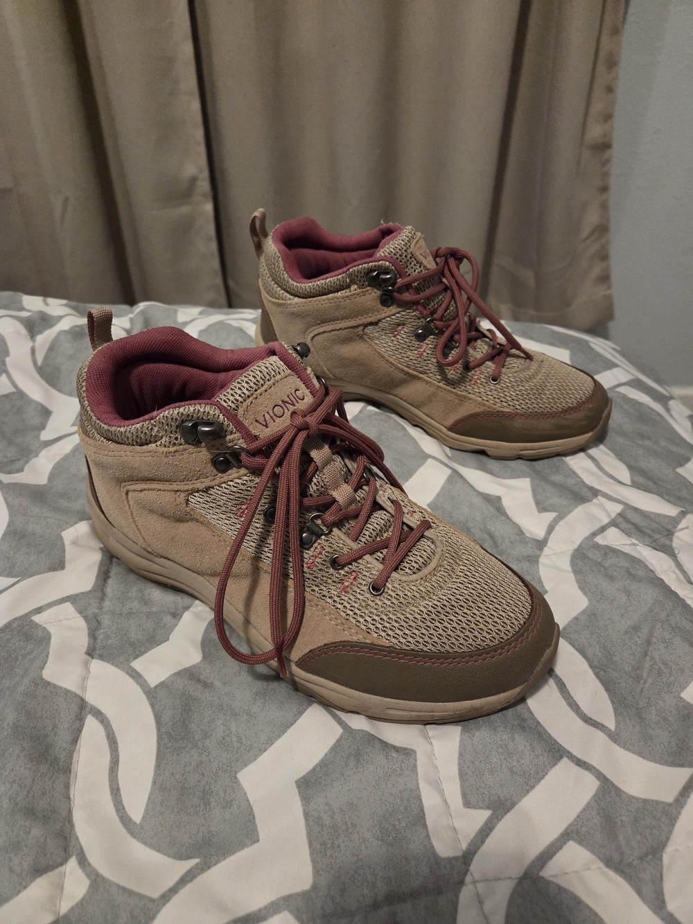 Vionic Tan Suede and Mauve Lace-Up Women's Hiking Boots-8.5 - Picture 5 of 8